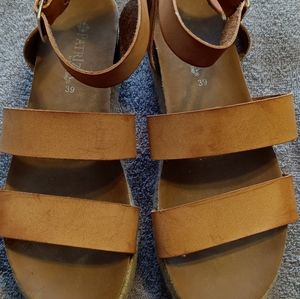 Patrizia platform sandals